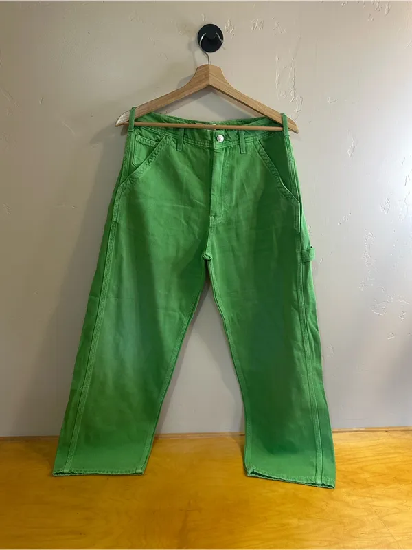 We the Free Easton Workwear Low Rise Wide Leg Cargo Jeans in Bright Green 26 - Image 8