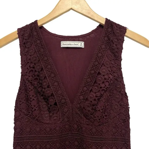 Abercrombie & Fitch Lace Crochet V-Neck Skater Dress Burgundy Mini Dark Romantic - Image 8