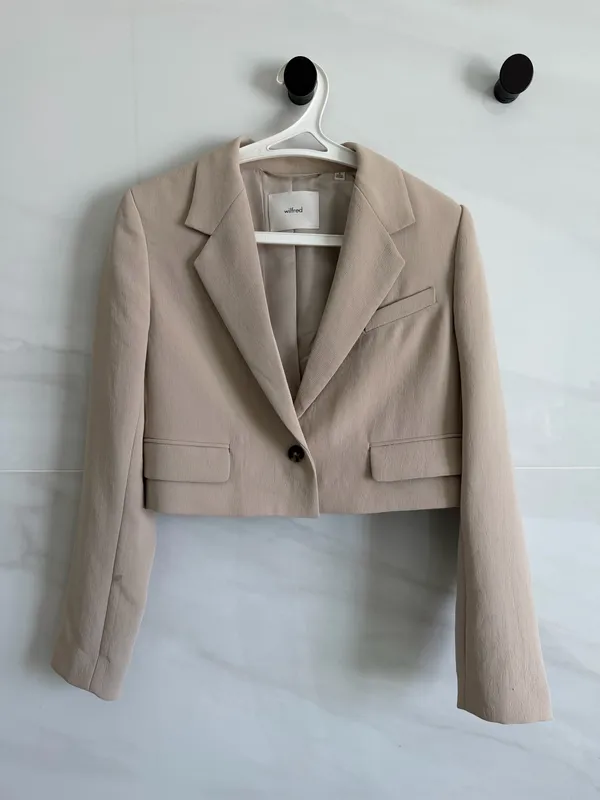 Aritzia Wilfred Generation Waist Cropped Blazer Beige Crepette Jacket Size 0 - Image 2