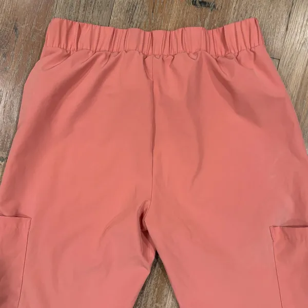 Hanes Comfort Fit Women's Scrub Joggers in Rose Pink, Size Medium - Image 8