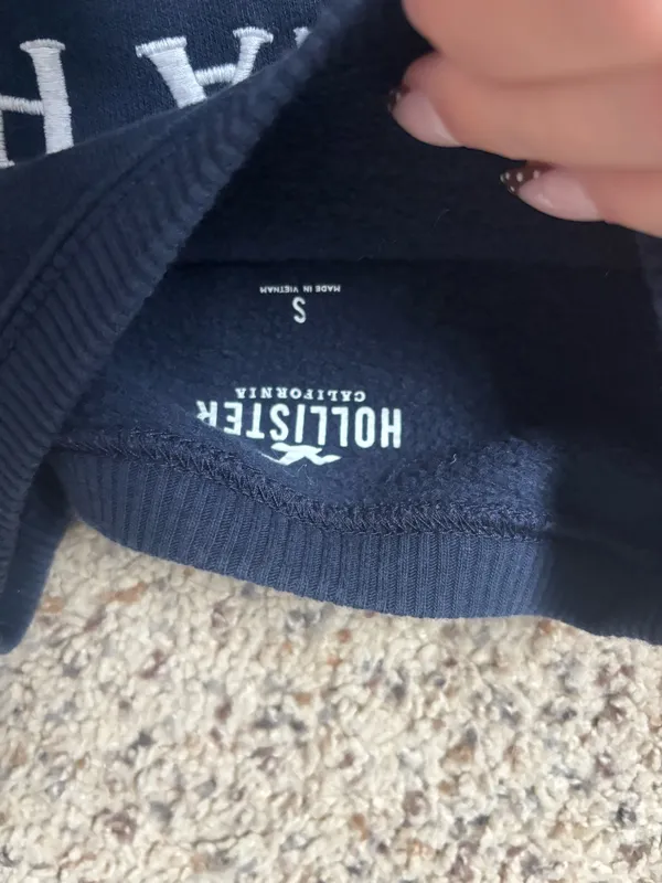 Crewneck Hollister - Image 2