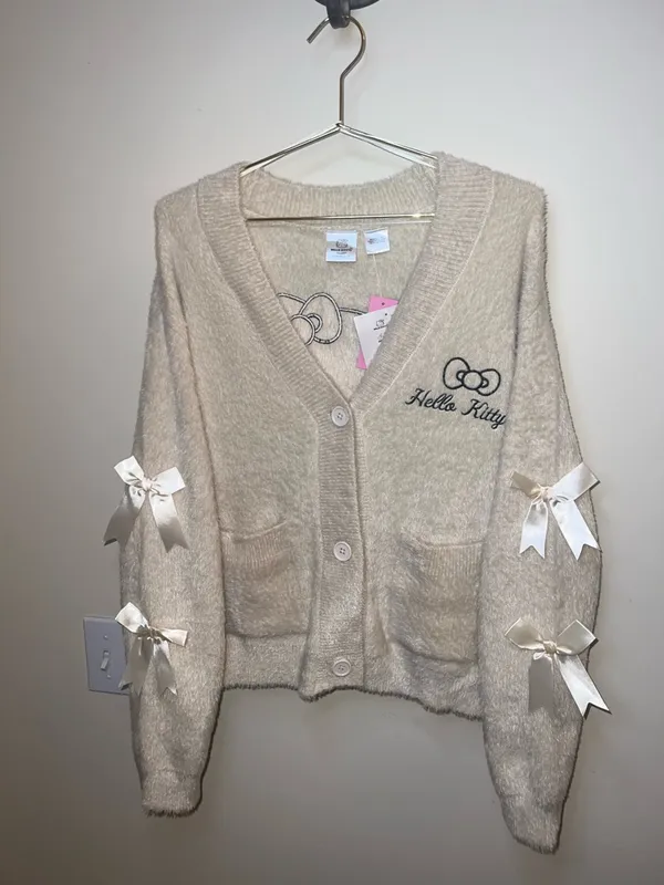 Hello‎ Kitty Bow Sleeve Fuzzy Cardigan Cream Sanrio S/M NWT - Image 11