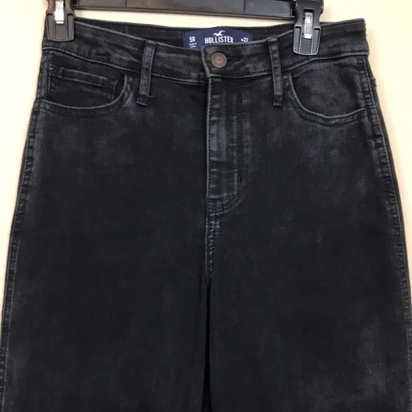 Hollister Women’s Black Denim Ultra High-Rise Mom Jean - Image 2