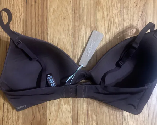 SKIMS Wireless Bra 34C - Image 3