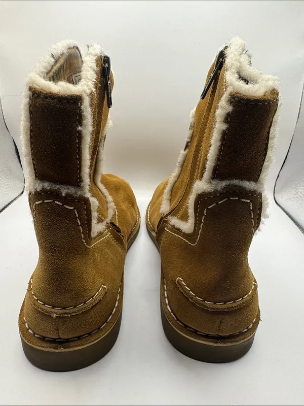 NWOT UGG Catica Chestnut Shearling Trim Suede Ankle Boots Size 8.5 EU 39.5 - Image 7