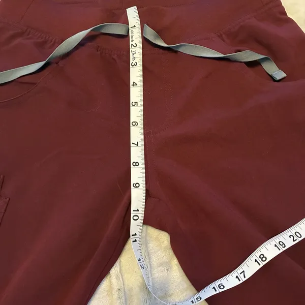 FIGS Livingston Scrub Pants Burgundy Size XS - Image 6