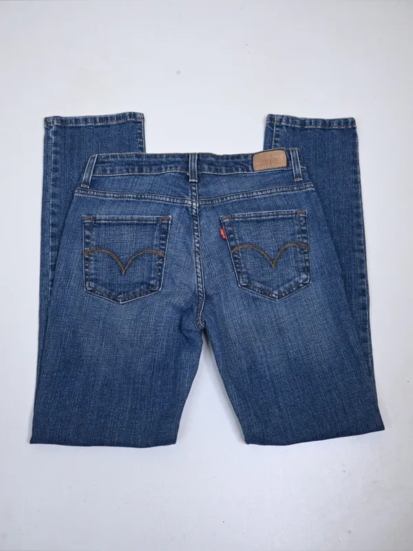 Levi's Women's 6 Medium Mid Rise Skinny Jean - Image 5
