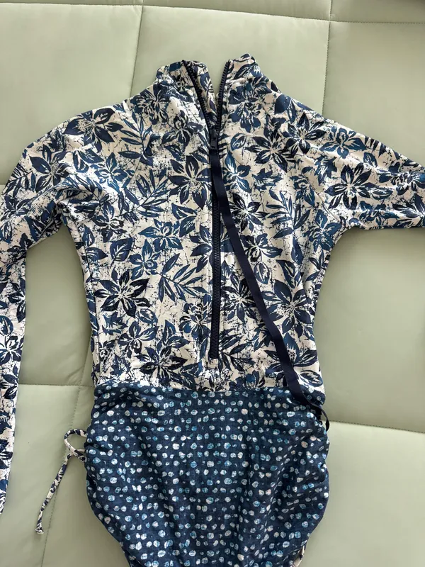 rip curl surf suit - Image 3