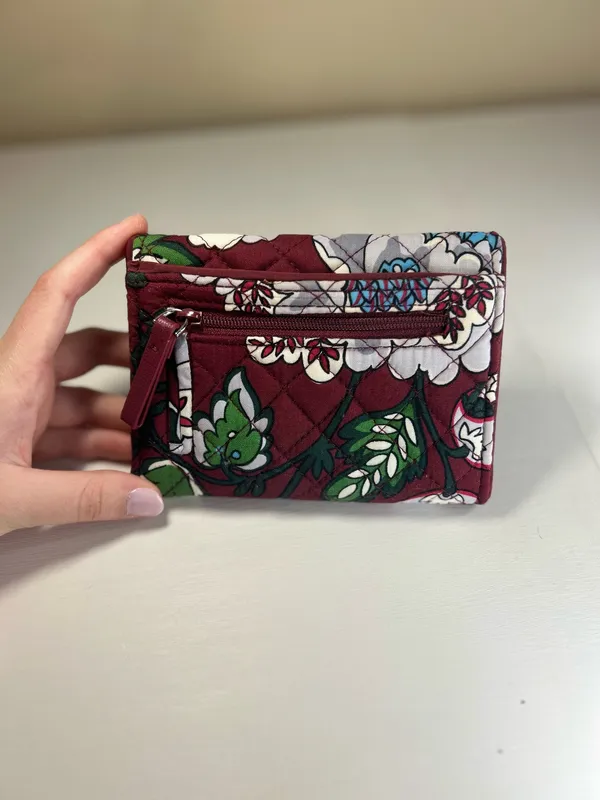 Vera Bradley Tote Bag With Matching Wallet - Image 8