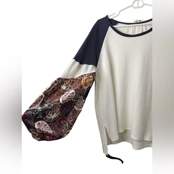 Umgee Floral Thermal Waffle Knit Peasant Boho Sweater NWOT - Image 3