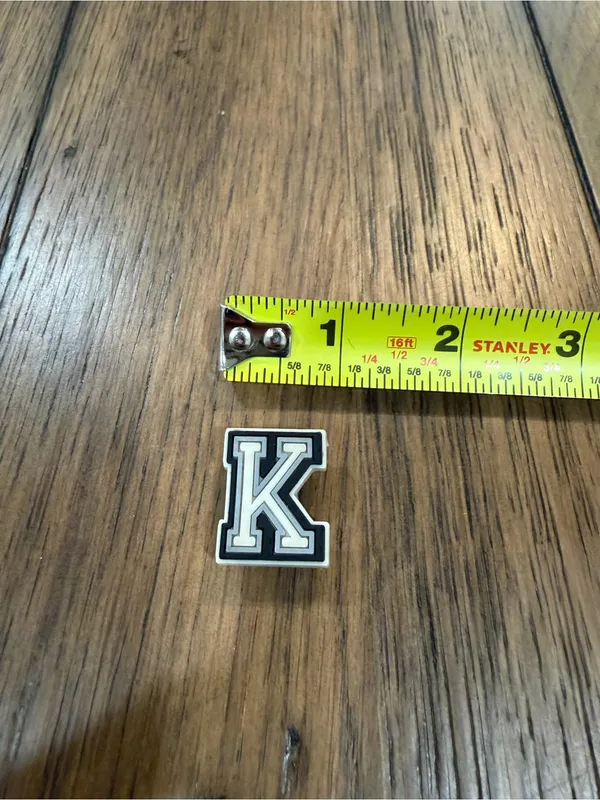 Source Unknown Croc charm White 'K' - Image 2