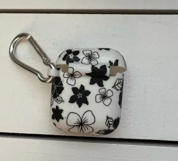 Black and White Floral Silicone Earbud Case Cover Compatible Apple AirPods 2nd - Image 4