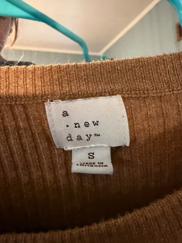 Target striped sweater - Image 2