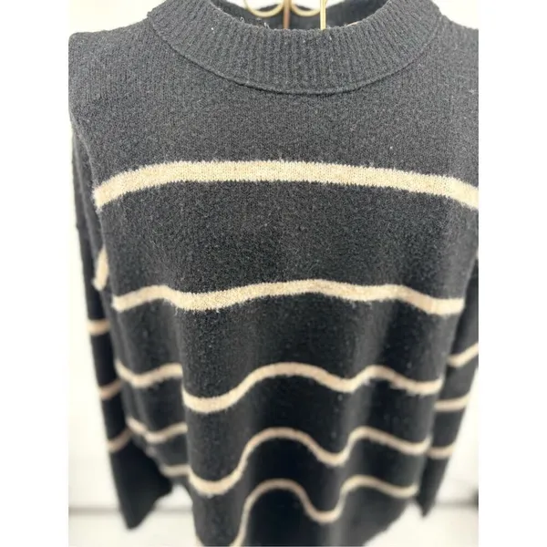 Aerie Unreal Stripe Sweater XS Black Cream Crewneck Knit Pullover Women - Image 6
