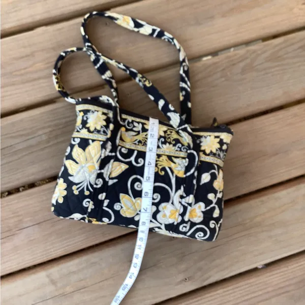 Vera Bradley purse🖤💛🤍 - Image 10