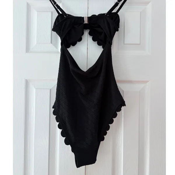 Cupshe‎ Womens Black Scalloped Bow Cutout Monokini One Piece Swimsuit XS NWT - Image 3