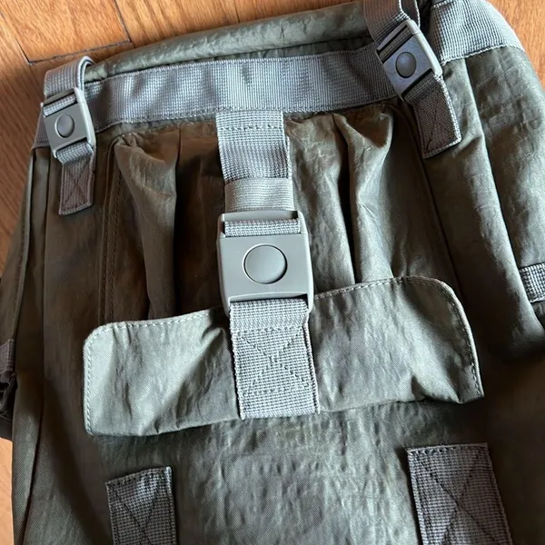 Tommy Bahama Green backpack and bag - Image 5