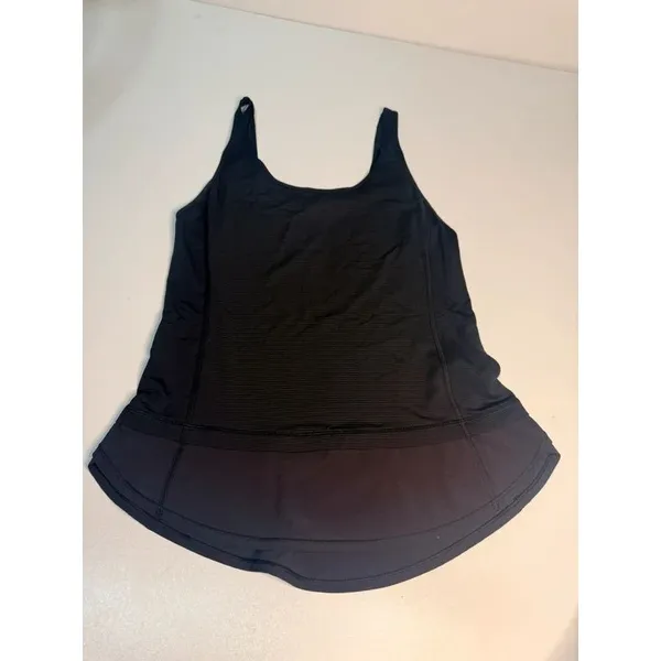 Lululemon size 6 - Image 6