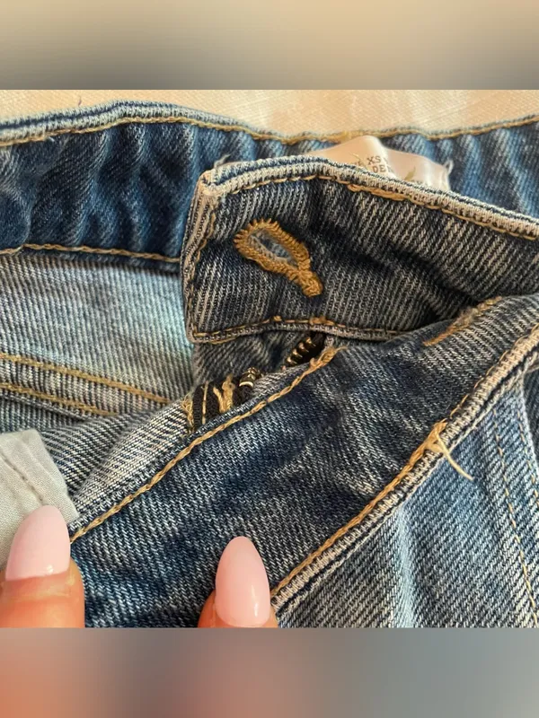 Zara Distressed Denim Skort, Medium Wash, Size XS, EUC - Image 4