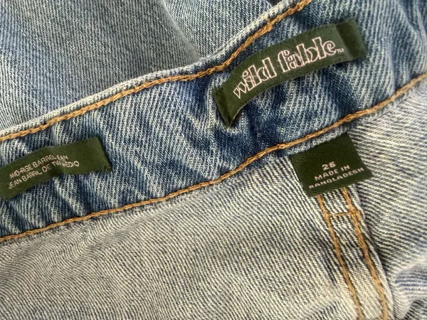 Wild Fable™ Women's Mid-Rise Barrel Jeans - Light Wash plus size 26/32 - Image 9