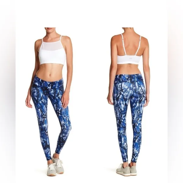 Alo Yoga Blue Snake Patterned Leggings M - Image 4