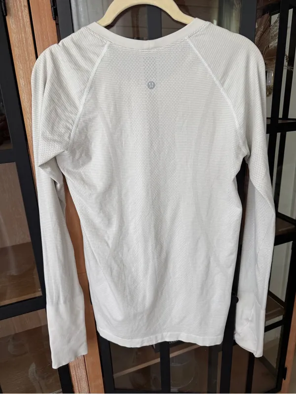 Lululemon Swiftly Tech Long Sleeve Shirt 2.0 tee Tempo Stripe White Chrome - Image 4