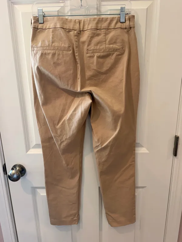 Old Navy Tan High Rise Pixie Pants Size 8 - Image 5