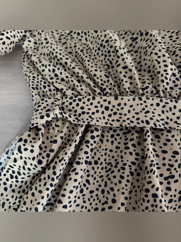 SHEIN Size M Tan Black Spotted Wrap Dress Ruffle Flutter Sleeve Belted Leopard - Image 5