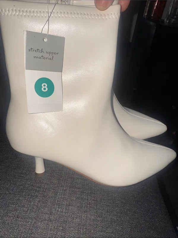 A New Day Women's Lonnie Kitten Heel Stretch Ankle Boots size 8 - WHITE - Image 6