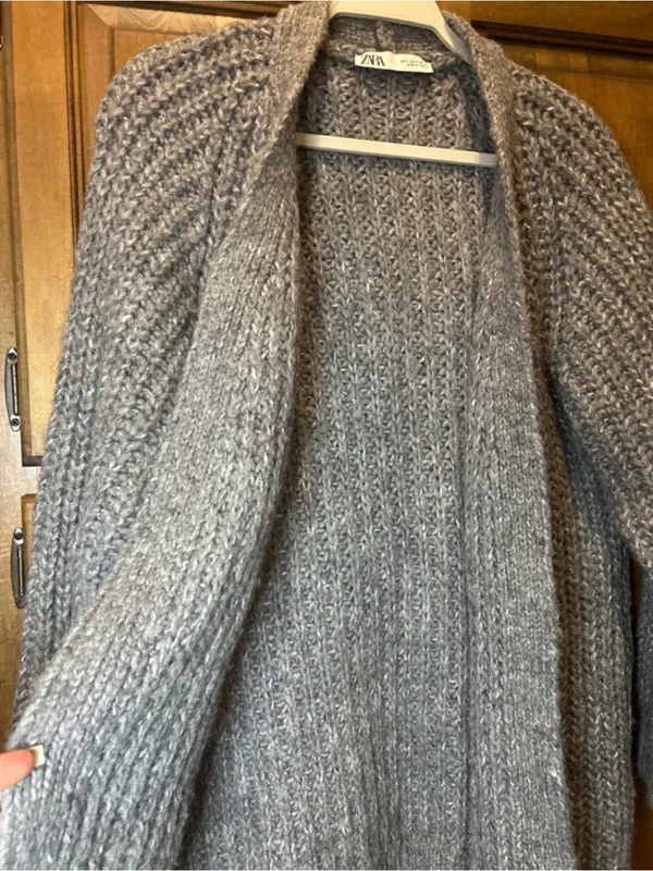 ZARA Gray Chunky Knit Cardigan sweater small - Image 4