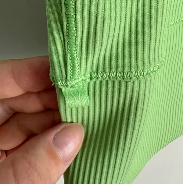 Lululemon Power Pivot Tank Top Ribbed Green - Image 3