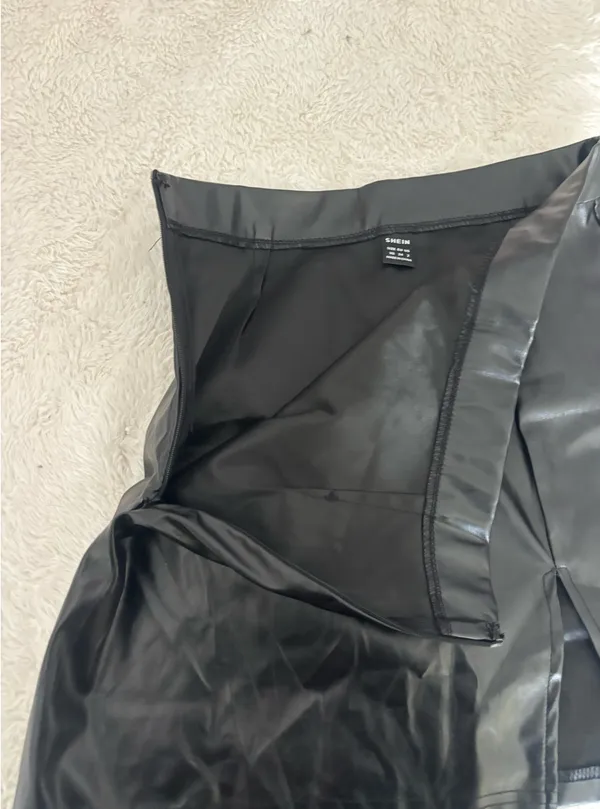 Shein Leather Skirt Black - Image 3