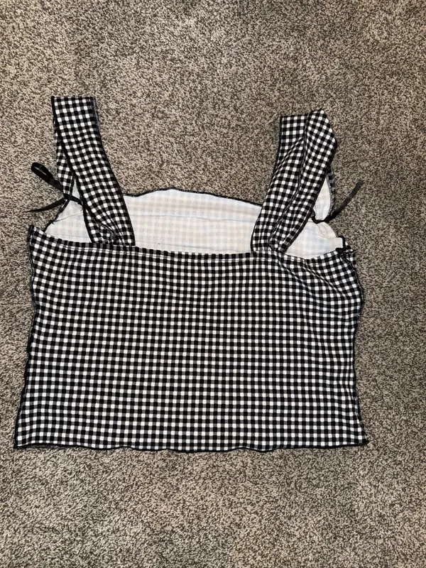SHEIN Black and White Gingham Square Neck Tank Top with Bow Detail - Image 2
