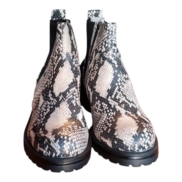 Universal Threads Universal Thread Danton Boots Size 8 Cream Snake Print - Image 2