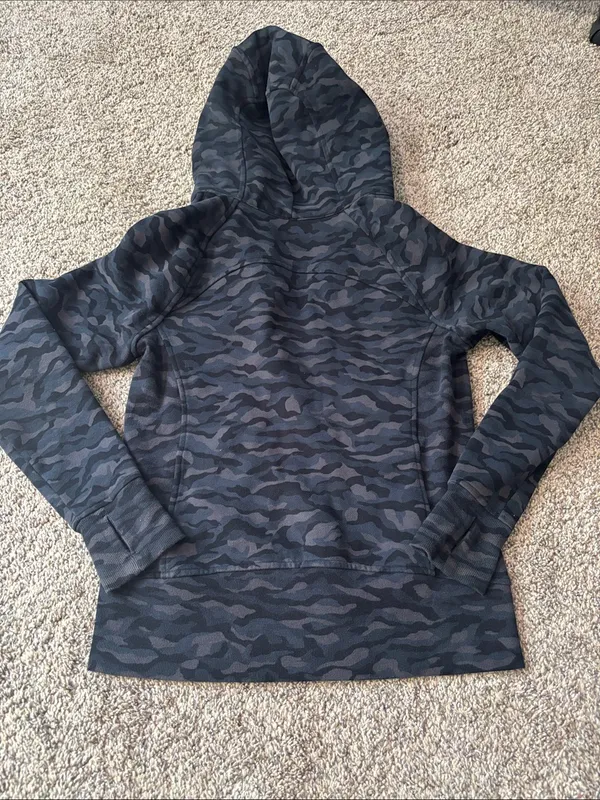 Lululemon Scuba Hoodie Light Cotton Fleece size 6 - Image 3
