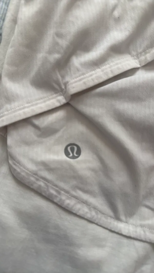 Lululemon Speed Shorts 2.5" Up Low-Rise - Image 5