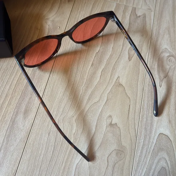 PRYZM LAILA SUNGLASS Red - Image 3