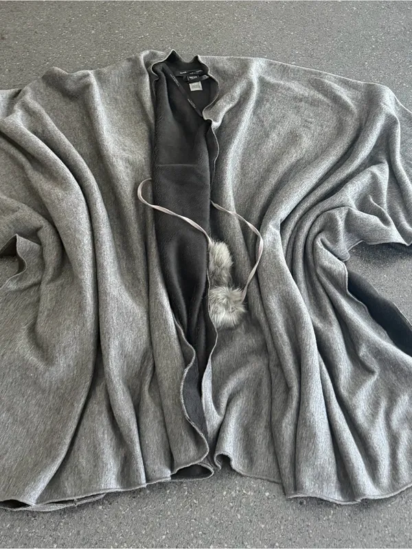 Andrew Marc New York Charcoal/White Poncho with Faux Fur Closure - Image 4