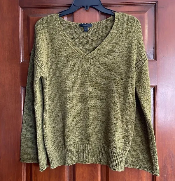 J. Crew flare sleeve swing sweater in Olive Green size M - Image 2