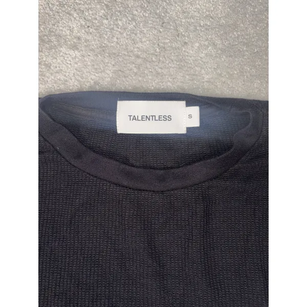 Talentless Womens Small Ribbed Knit Long Sleeve Cropped Tee Black Crew Neck - Image 4