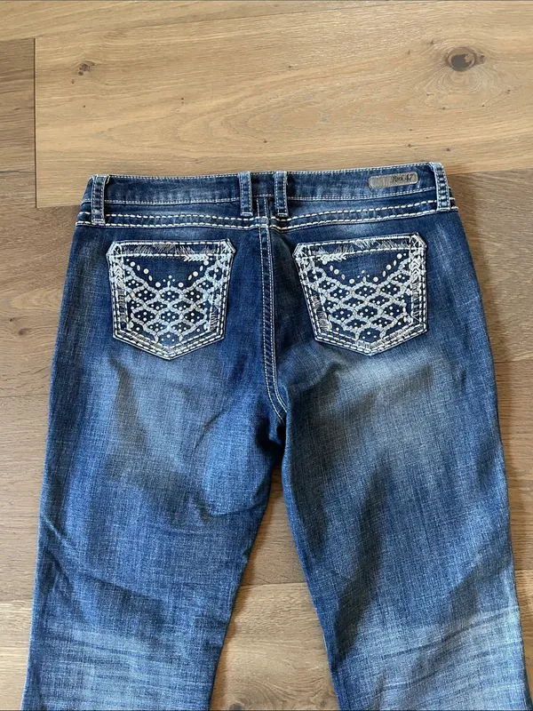 Wrangler Rock 47 Ultra Low Rise Bootcut Jeans Size 32X32 Embroidered/Rhinestones - Image 9