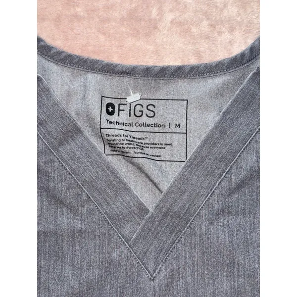 Figs Catarina Top‎ Women's Scrub V-neck Gray Size Medium - Image 3