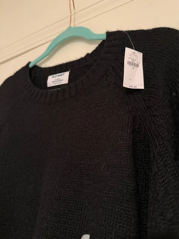 Old Navy Black Sweater - Image 2
