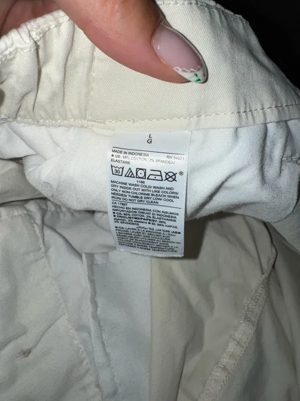 Old Navy Shorts - Image 3