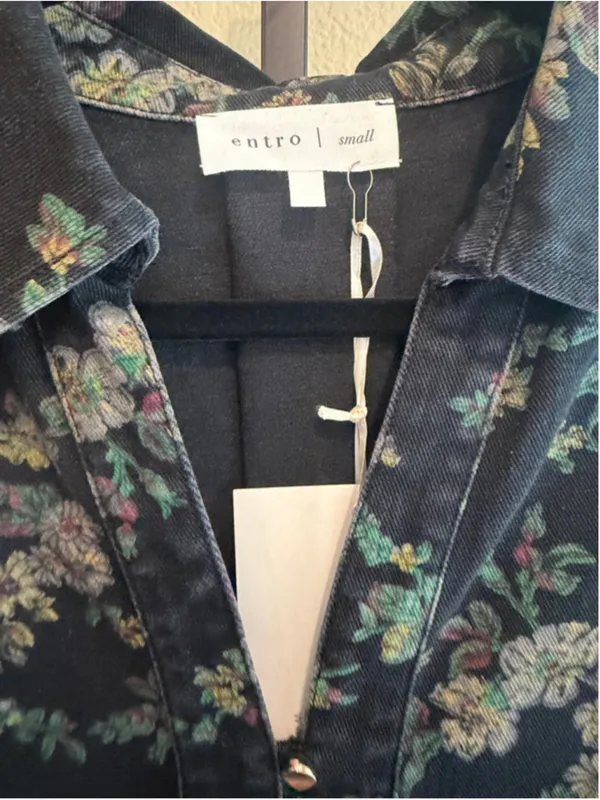 Entro Marci Floral Print Denim Mini Dress in Black Size Small - Image 11