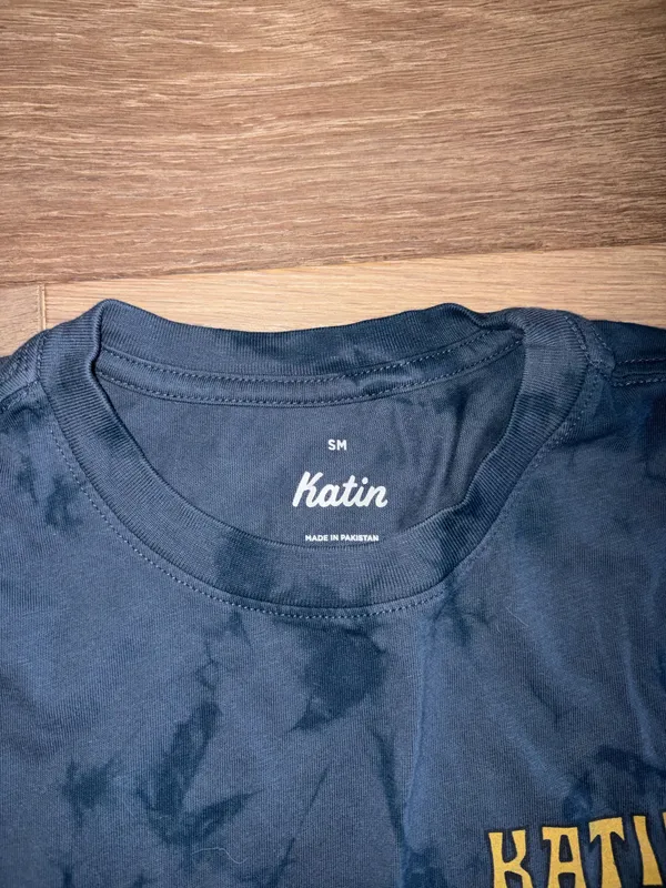Urban Outfitters katin tee shirt small - Image 3