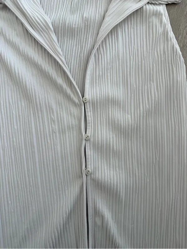 Zara Cream Pleated Sleeveless Top with Collar - Image 3