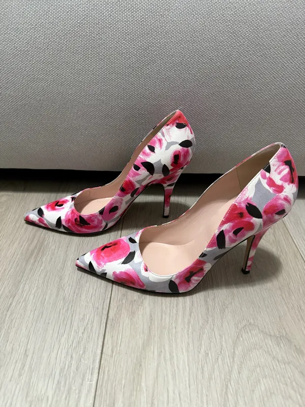 Kate Spade heels - Image 3