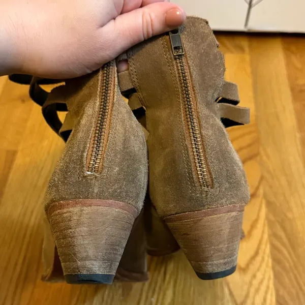 Free People Sloan Women’s 39 Tan Suede Strappy Ankle Booties Boots Western Boho - Image 6