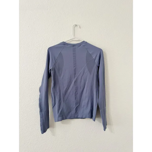 Amazon Seamless Long Sleeve Workout Top Dusty Blue Size Medium - Image 2